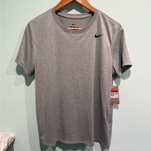 Nike Women's Gray Short Sleeve Tee